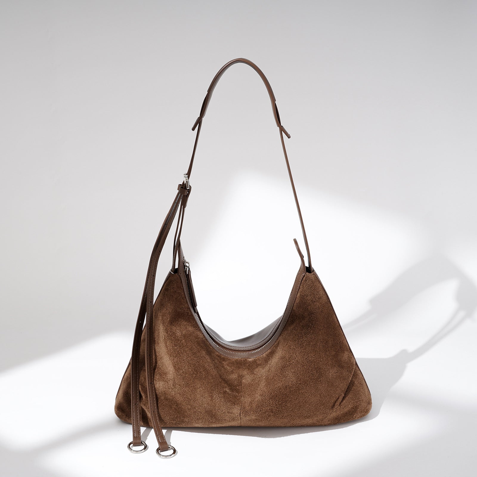 Versatile Chic Womens Bag For Fall And Winter