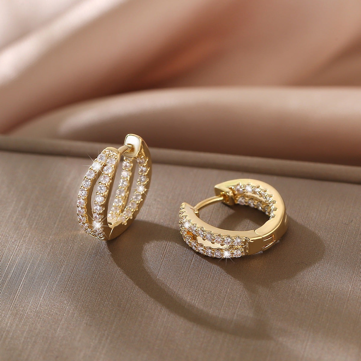 Hollow Double-layer Earrings In A Minimalist Cool And Understated Style