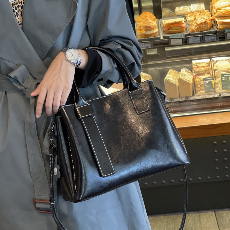 Womens Stylish Versatile High-capacity Shoulder And Crossbody Bag