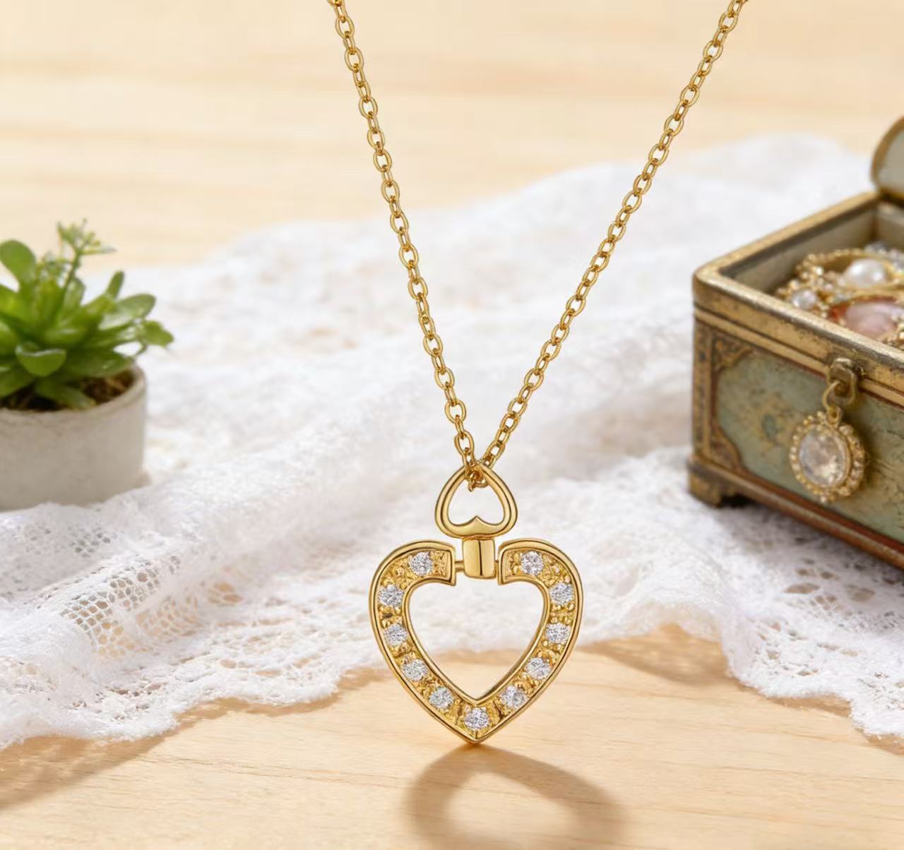 Heart Shaped Zircon Necklace Pendant Fashion Jewelry