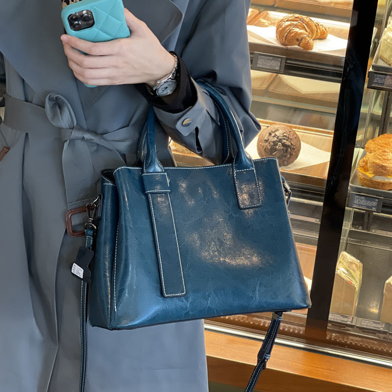 Womens Stylish Versatile High-capacity Shoulder And Crossbody Bag